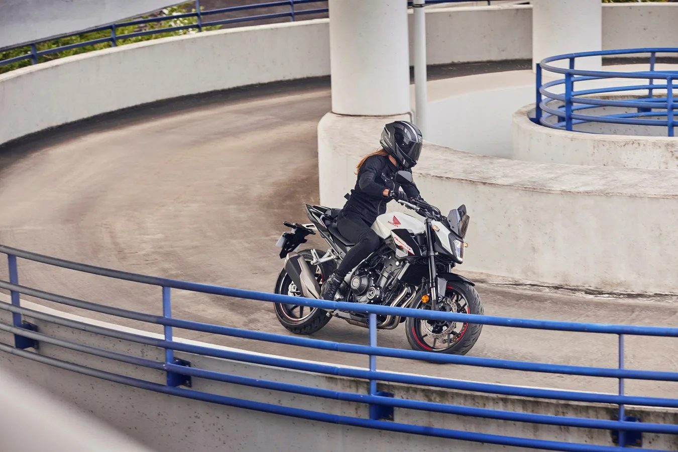 Honda CB 500 Hornet - Imagen 14