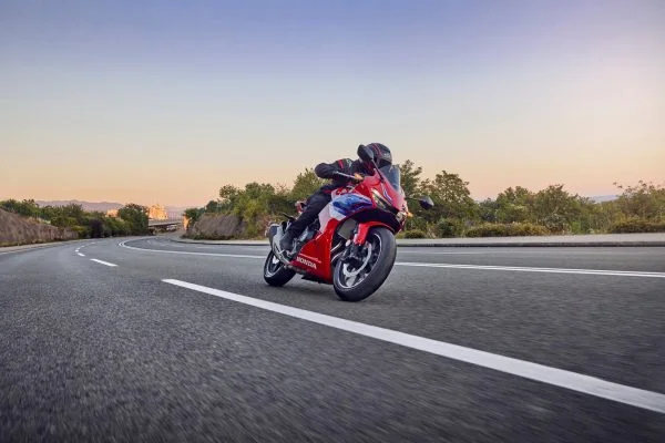 Honda CBR 500 R - Imagen 6