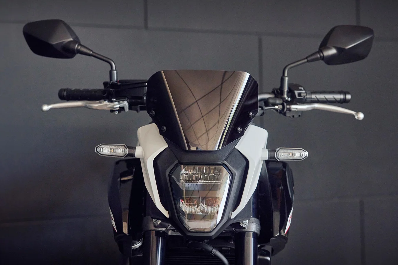 Honda CB 500 Hornet - Imagen 16