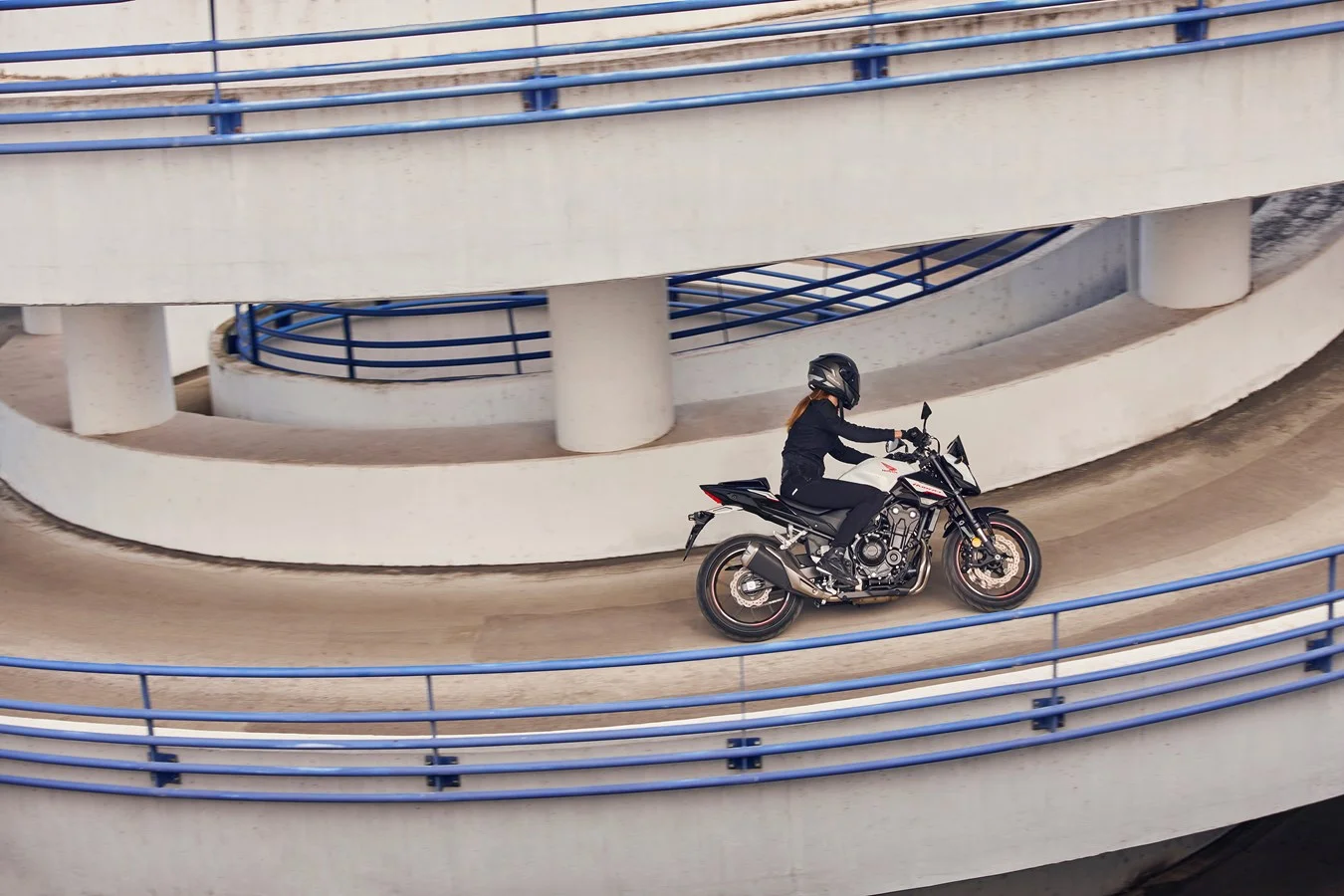 Honda CB 500 Hornet - Imagen 33