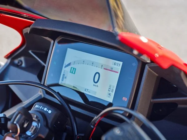 Honda CBR 500 R - Imagen 18