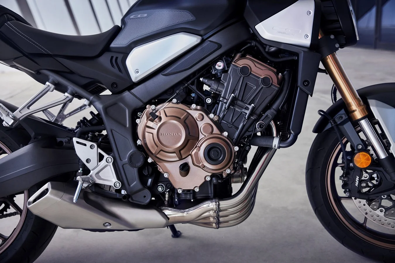 Honda CB 650 R - Imagen 28