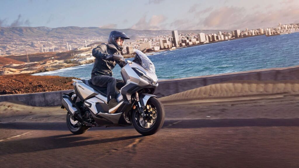 adv-350-tienda-de-honda-motos-en-valencia