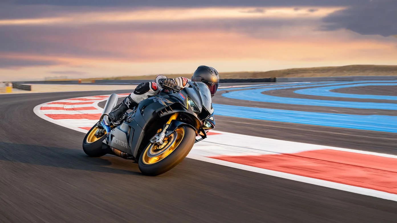 Honda CBR 1000 RR-R SP - Imagen 17